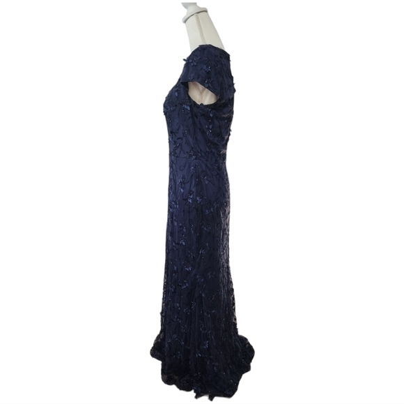 Theia NWT $1095 Bree Cap-Sleeve Floral Beaded Evening Gown Navy Blue size 8 - Picture 8 of 15